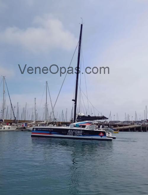 Tekniset tiedot ja arvostelut